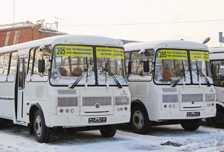 238 маршрут нижний. 205 Автобус СПБ. 205 Желтый автобус. Маршрутка 205 Токсово.